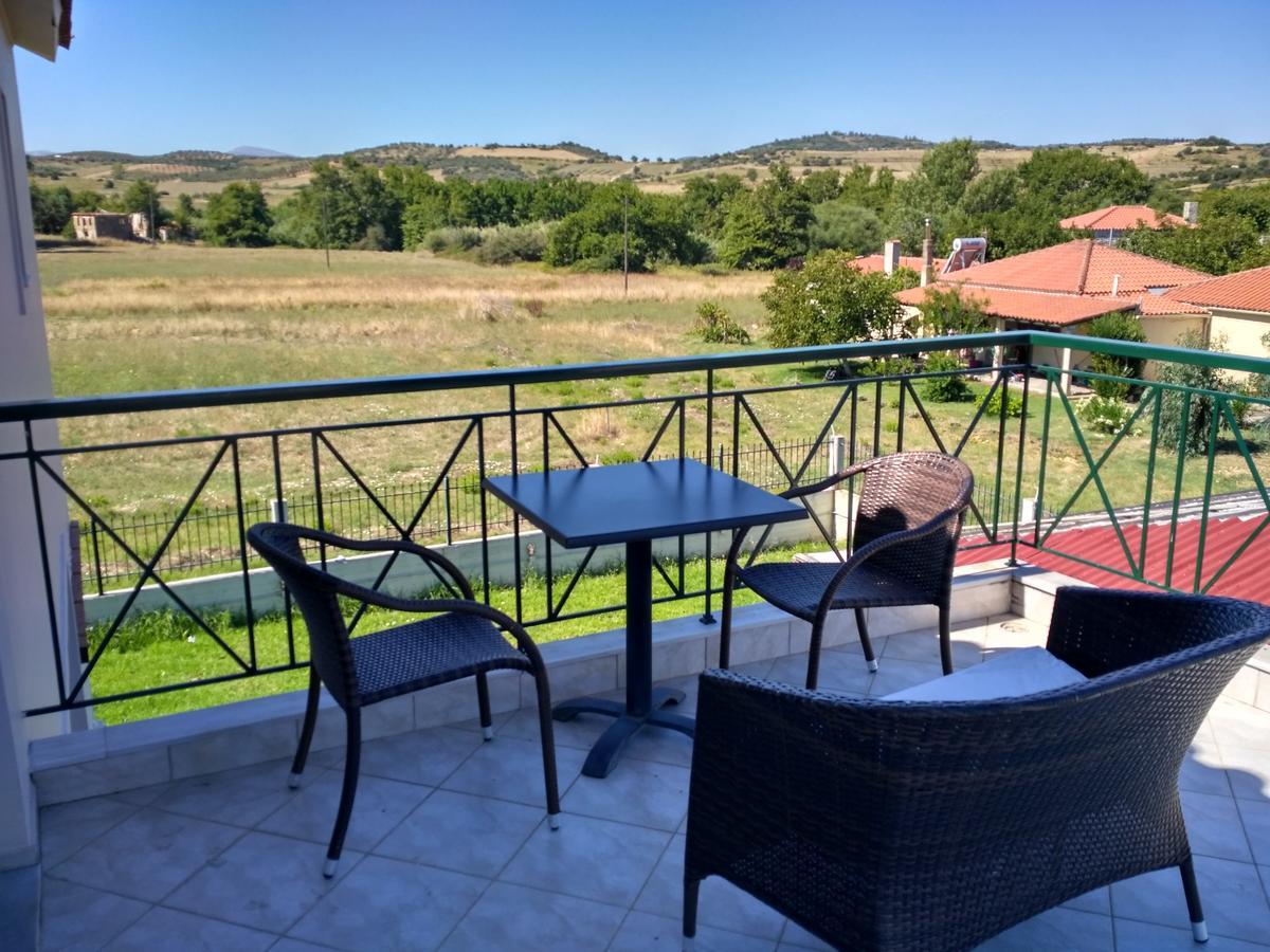 Perivolia  Avantis Apartments מראה חיצוני תמונה
