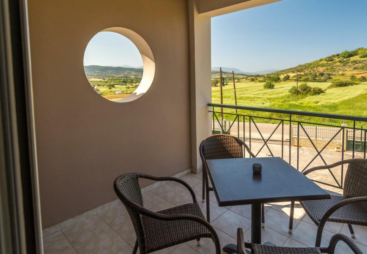 Perivolia  Avantis Apartments מראה חיצוני תמונה