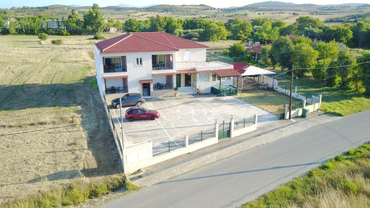 Perivolia  Avantis Apartments מראה חיצוני תמונה