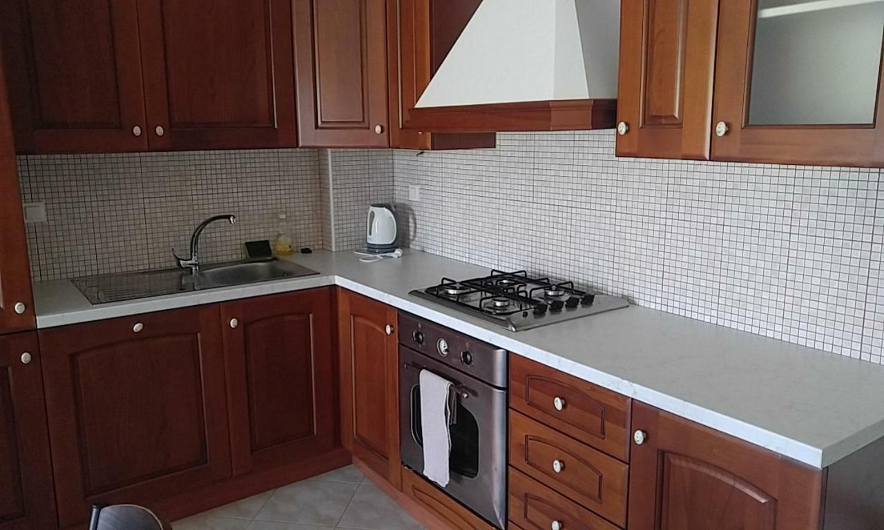 Perivolia  Avantis Apartments מראה חיצוני תמונה