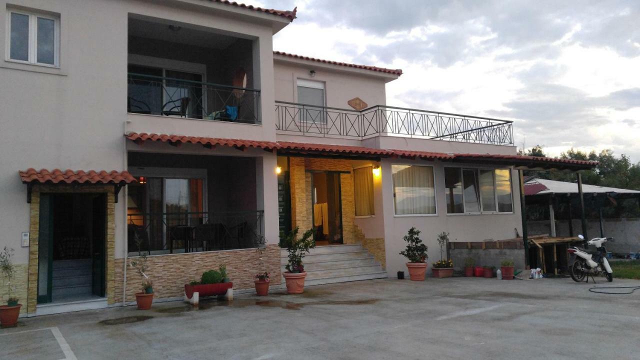 Perivolia  Avantis Apartments מראה חיצוני תמונה